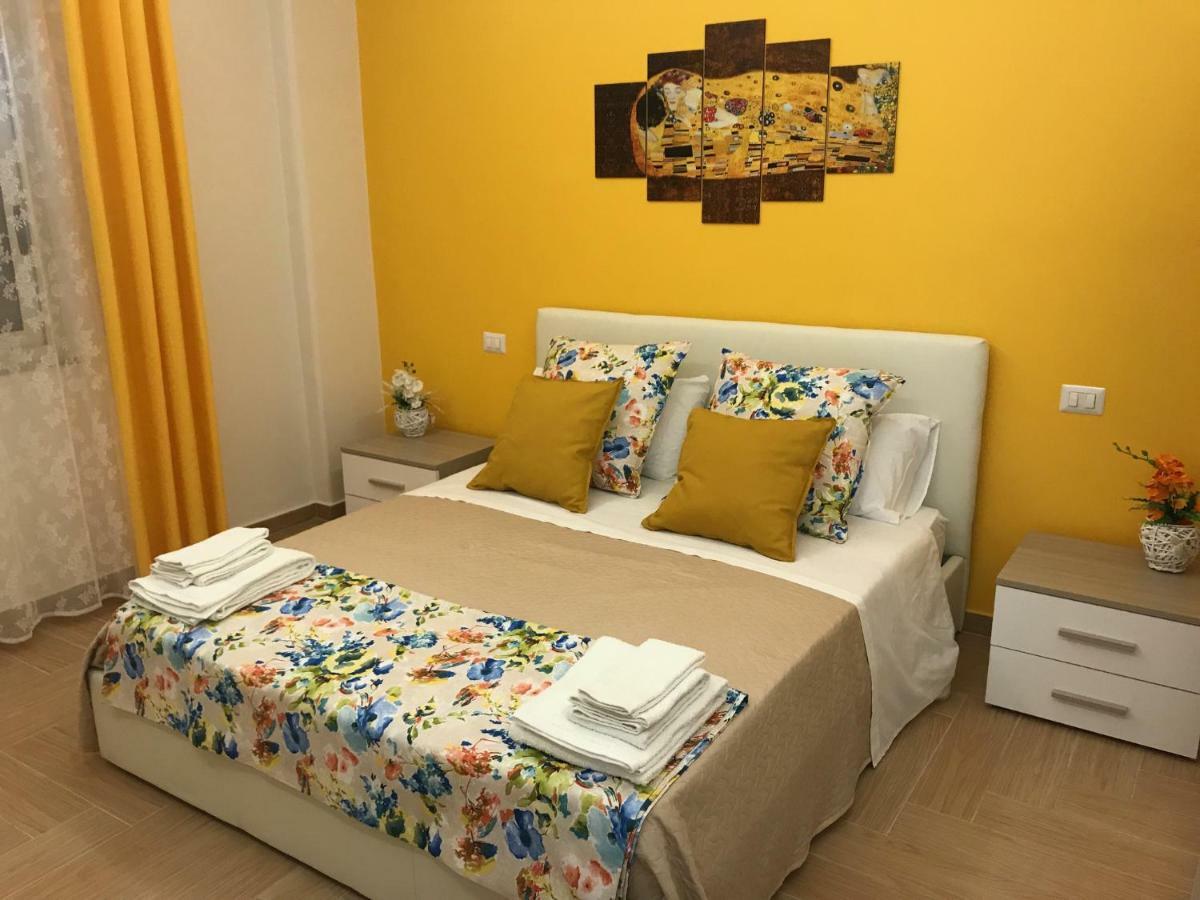 Holiday In Home | Le Ciminiere คาตาเนีย ภายนอก รูปภาพ